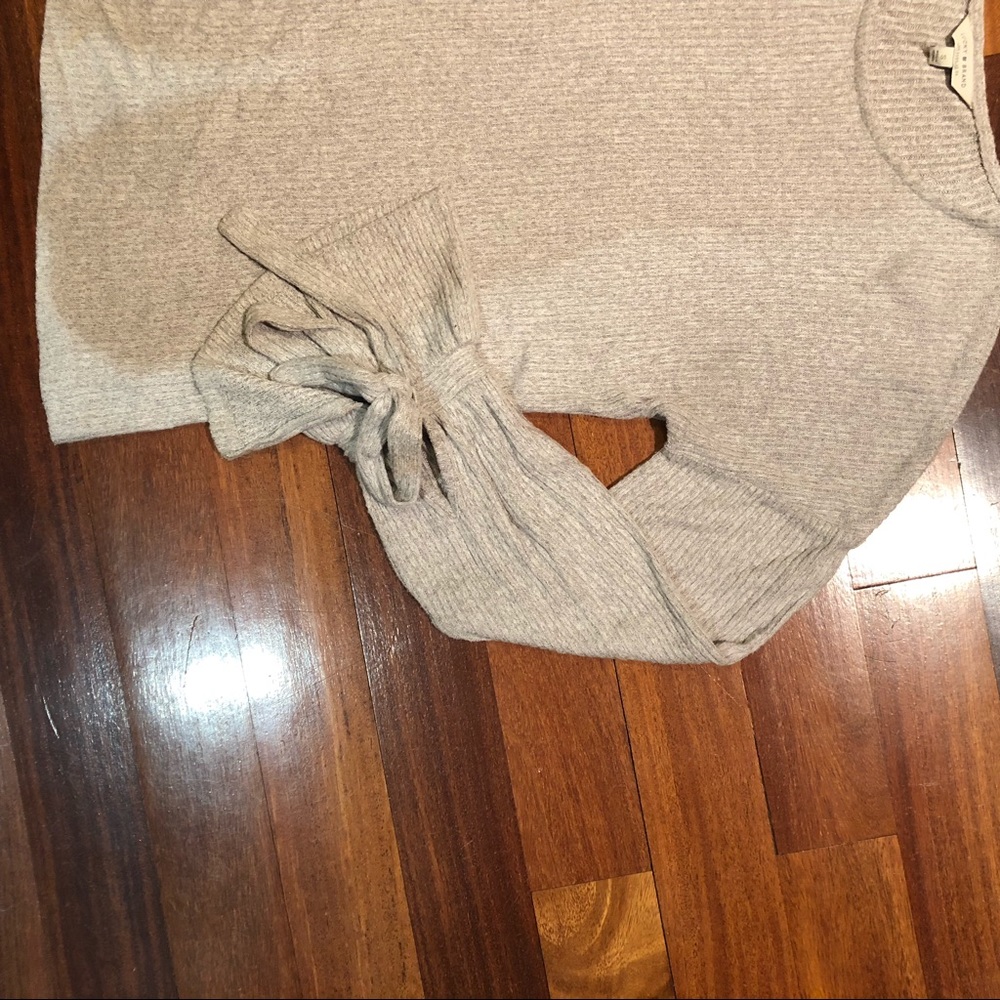 Light gray thin comfy sweater